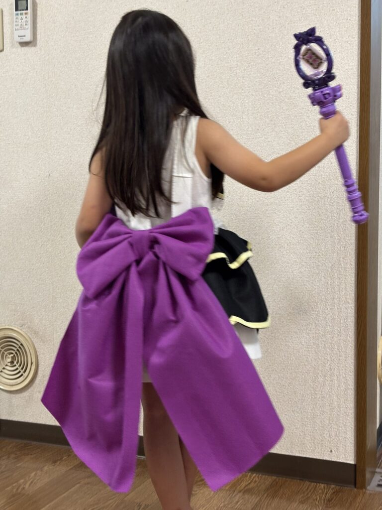 手作りしたキュアアルカナ・シャドウ風の衣装裏